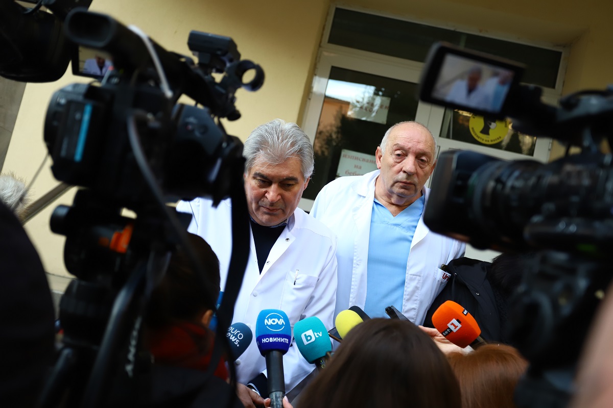 От седмици текат проверки в АГ болница Шейново, но не