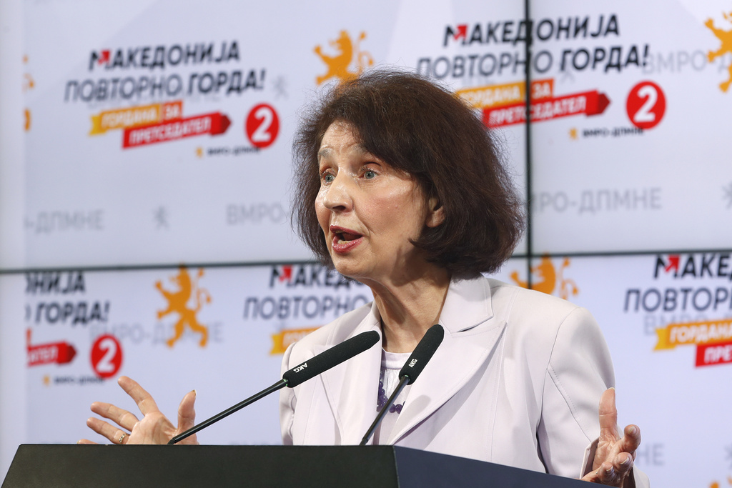 Кандидатът на ВМРО ДПМНЕ Гордана Силяновска Давкова спечели първия тур на президентските
