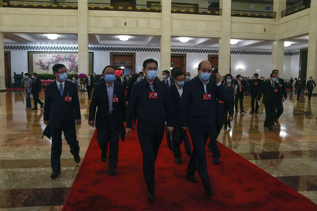 Хиляди делегати пристигнаха в Пекин за т.нар. Народен политически консултативен