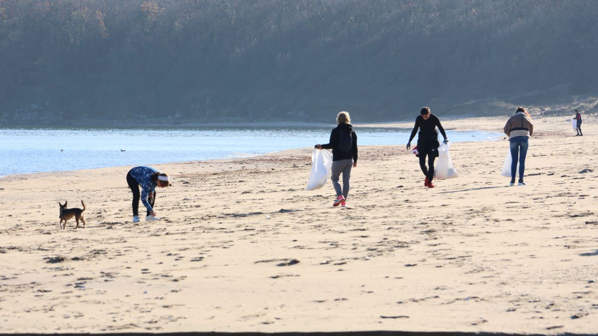 Депутатите сложиха край на строежите на морските брегове на плажовете
