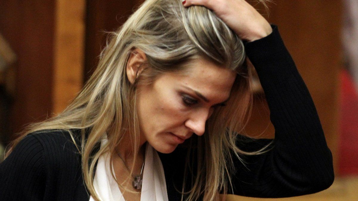 Евродепутатът Ева Кайли завежда дело срещу властите в Белгия заради