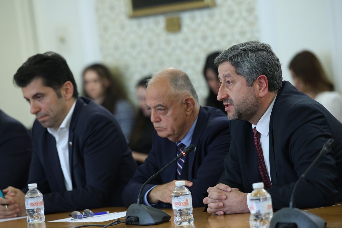 Продължаваме промяната – Демократична България ПП ДБ ще извика на изслушване