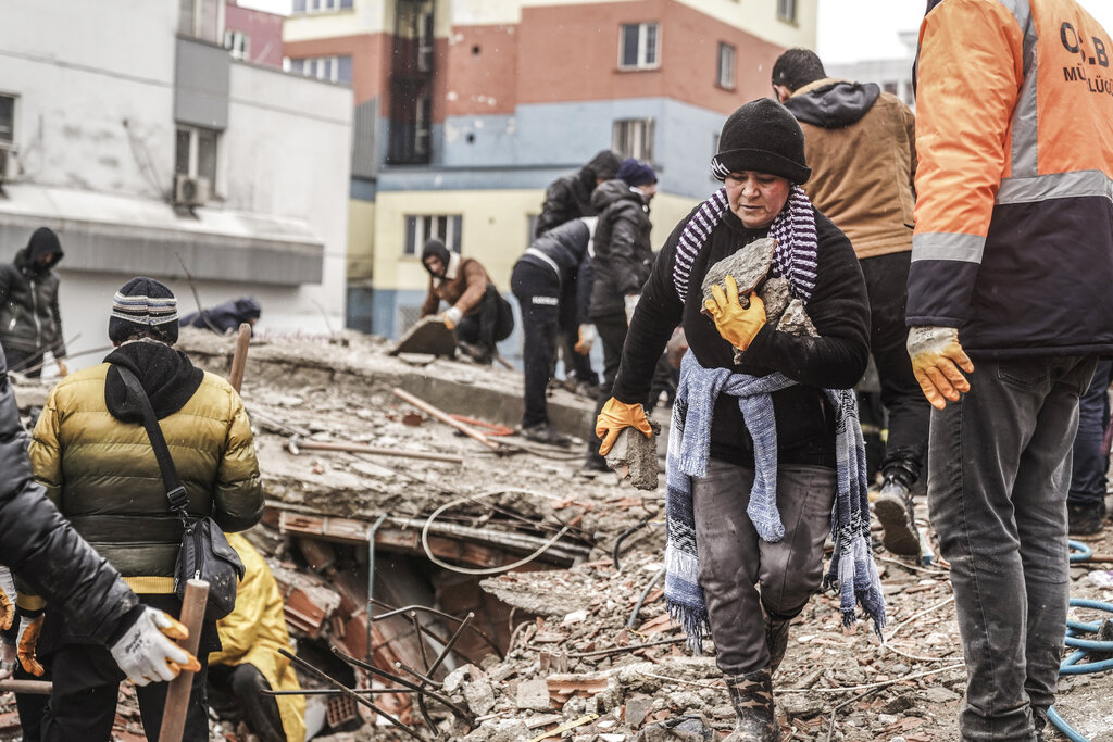 Turkey Earthquake AP (3)