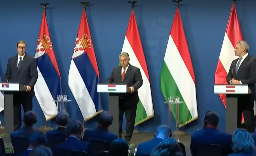 Унгарският премиер Виктор Орбан предлага да се създадат „горещи точки“