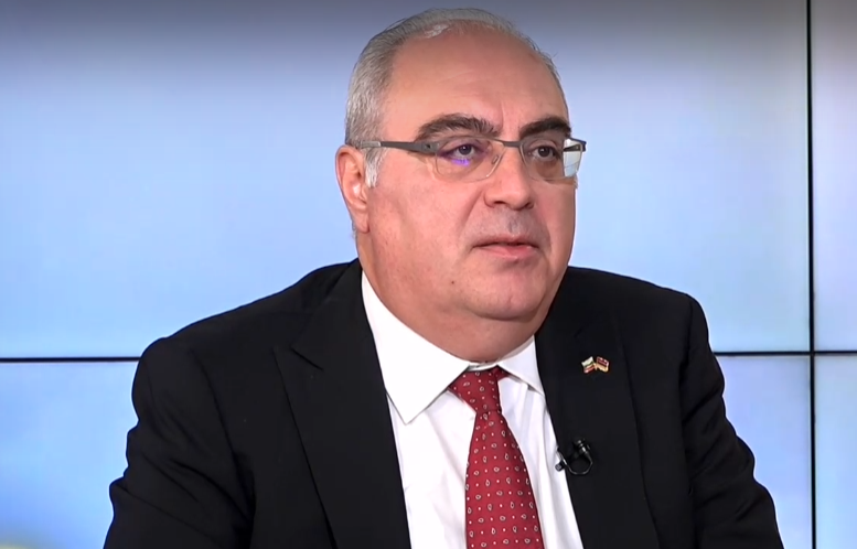 Ескалацията на замразения конфликт в Нагорни Карабах между Армения и