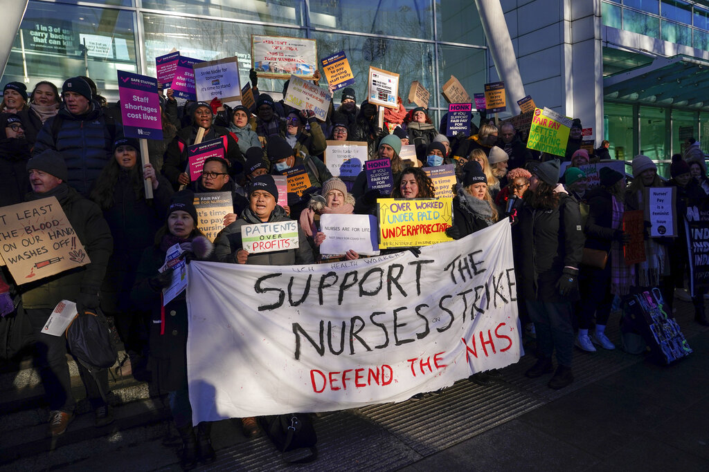 Медицинските сестри в Англия отново стачкуват с искане за по добро