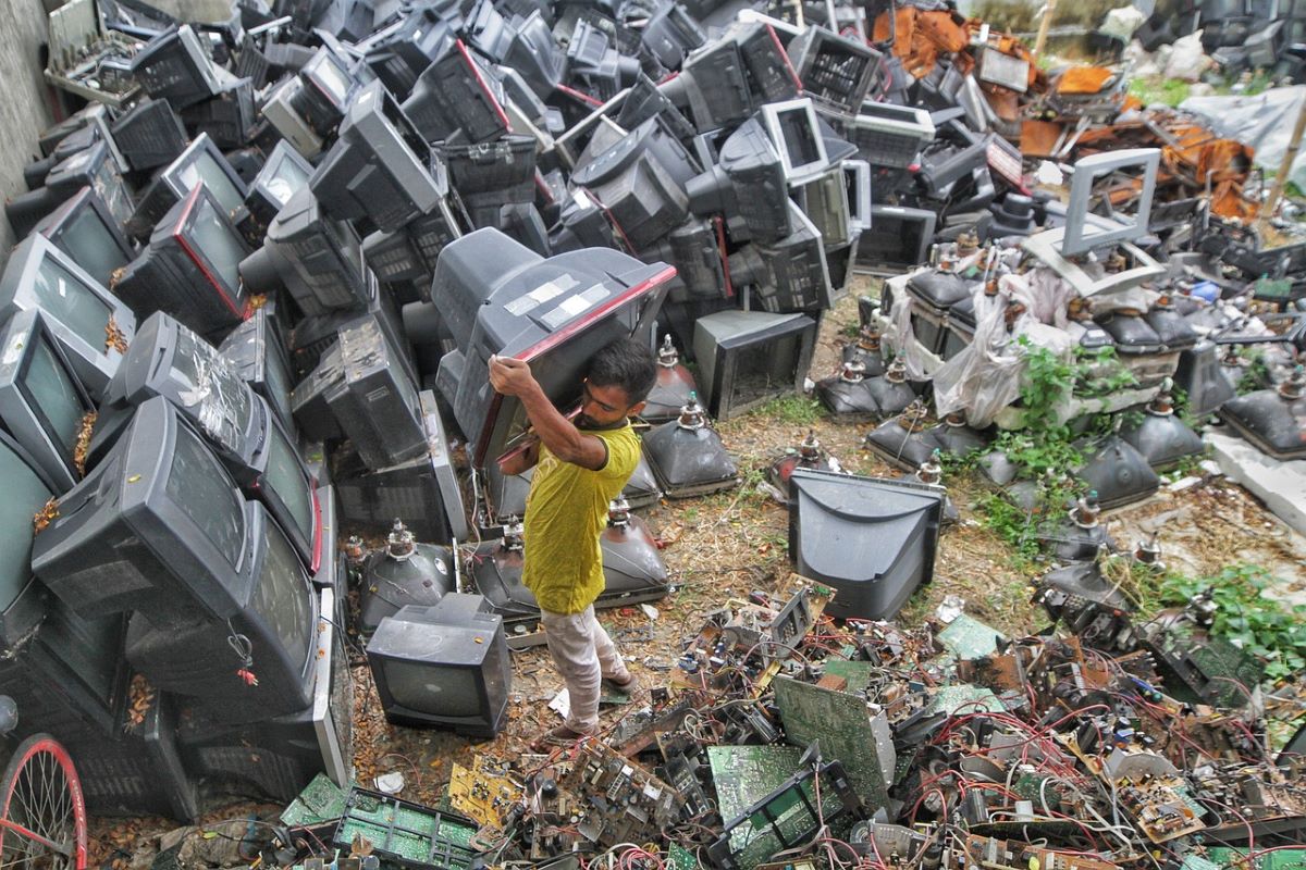 Превозът на отпадъци през граници вече се управлява електронно  Дигитална система за