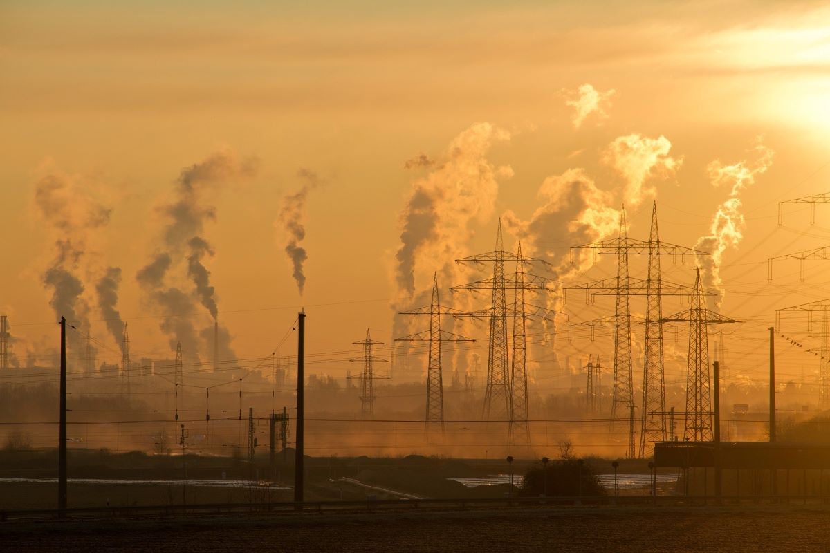 Европейският съюз одобри ключови закони които ще оскъпят замърсяването и