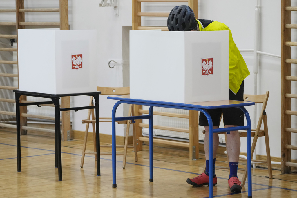 Тест за новото правителство бяха местните избори в Полша Гражданската