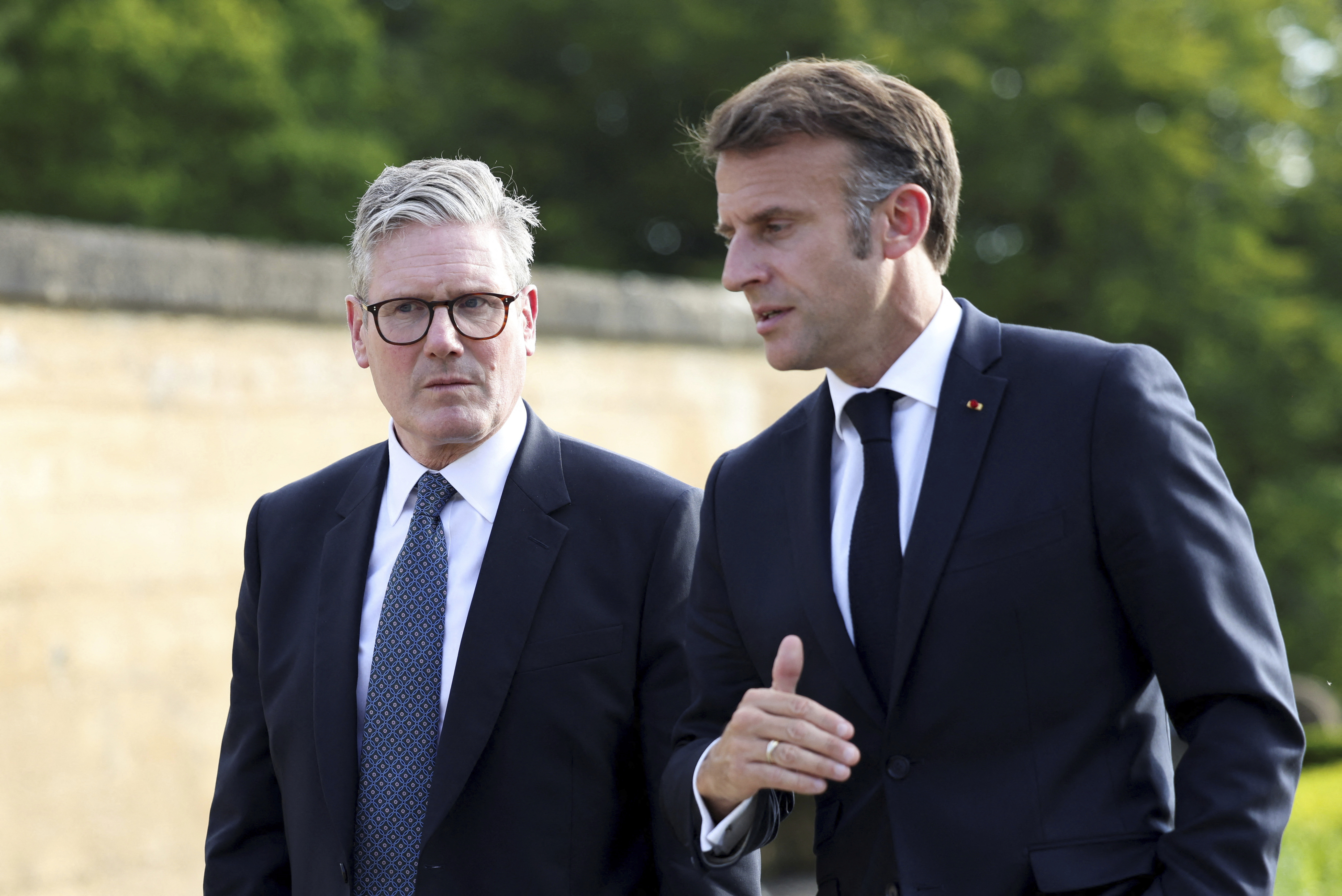 Starmer Macron Reuters AP