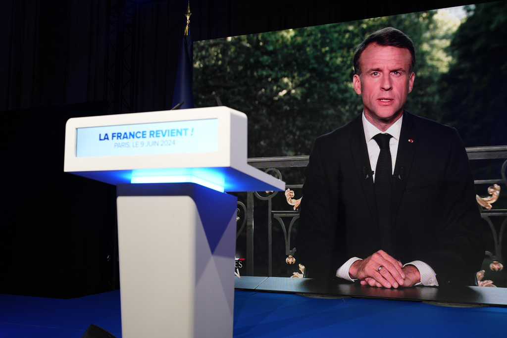 Френският президент Еманюел Макрон обяви разпускането на Националното събрание и призова за нови парламентарни избори  Това
