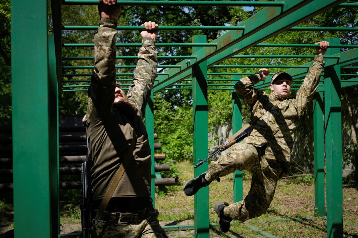 С новия закон за мобилизацията украинската армия се надява да