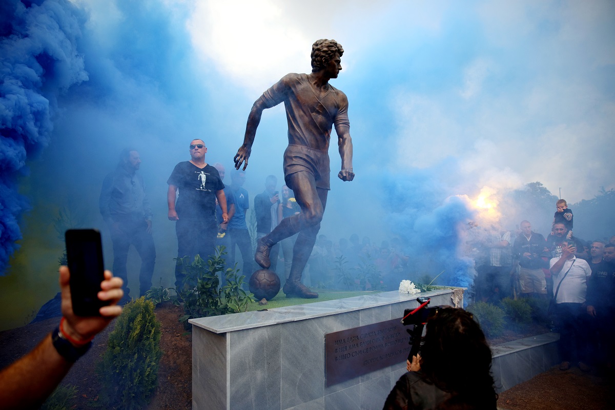Паметник на Георги Аспарухов Гунди бе открит в столичния парк