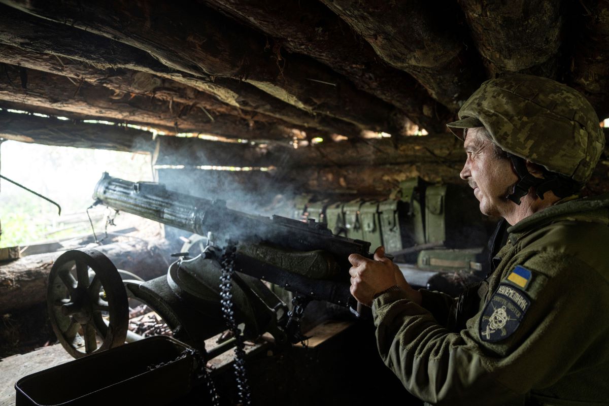 Военнослужещи от украинска бригада водят тежки сражения с врага на