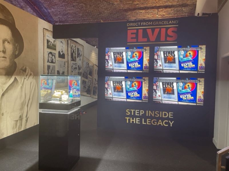 Нова ретроспективна изложба в Лондон представя стотици вещи на Елвис
