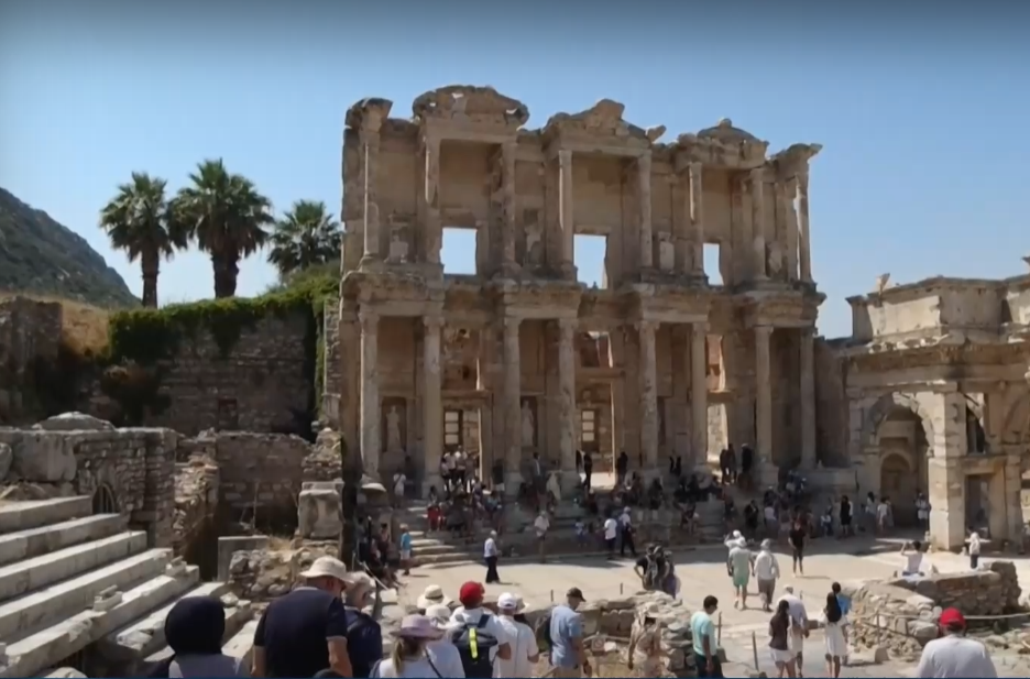 Ефес! Един от най-големите и впечатляващи древни градове в света!