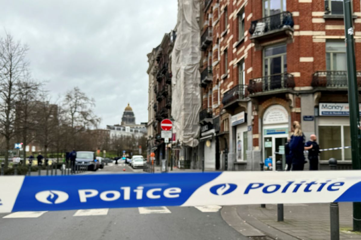 Политическото насилие бележи ръст в Европа Стрелбата срещу премиера на