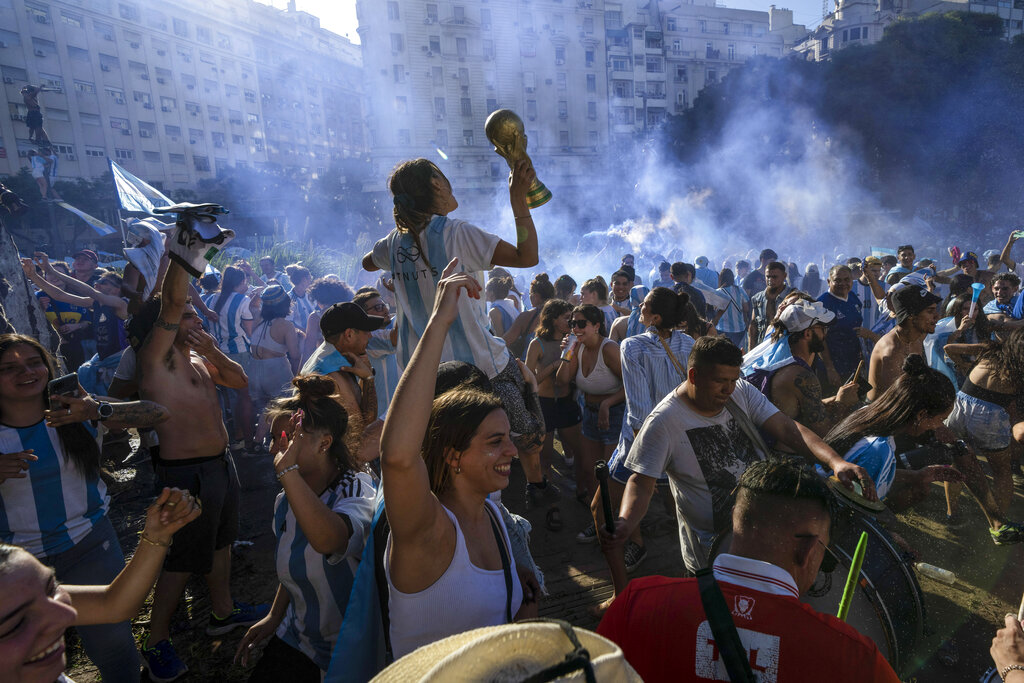 Аржентинците избухнаха в грандиозни тържества в неделя и улиците в