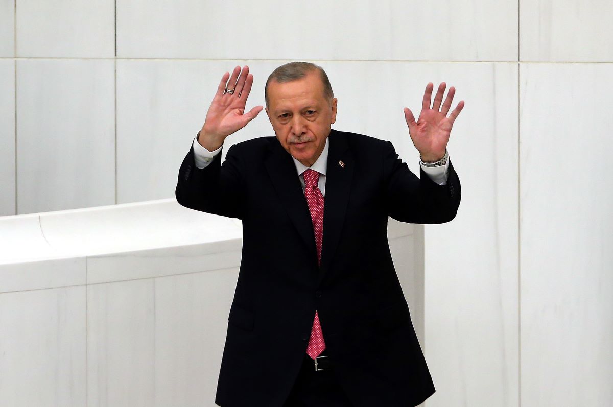 Турският президент Реджеп Тайип Ердоган подписа протокола за приемане на