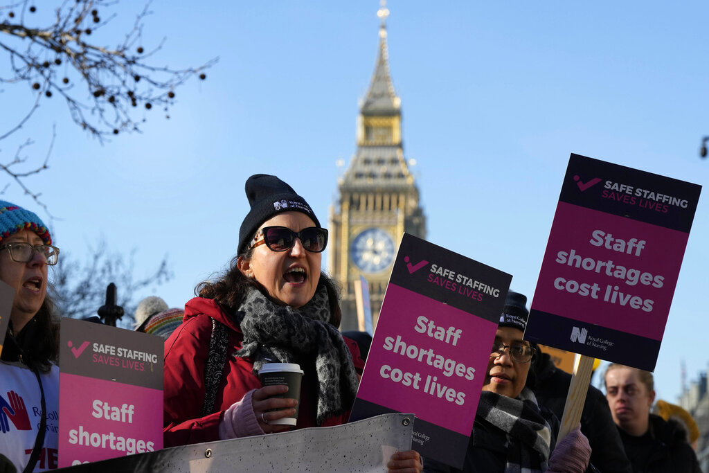 Великобритания е изправена пред най голямата стачка на здравни работници в