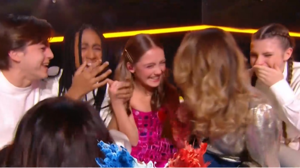 Зоуи Клозур от Франция спечели конкурса  Детска Евровизия  с песента си Coeur  Сърце Испания завърши на второ място