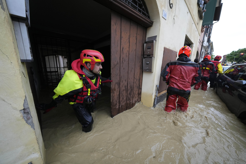 Italy Floods Explainer 23138663441807