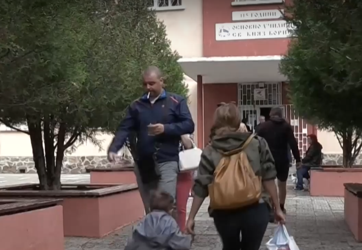 До обяд избирателната активност в Бургас беше близо 9%, по-ниска