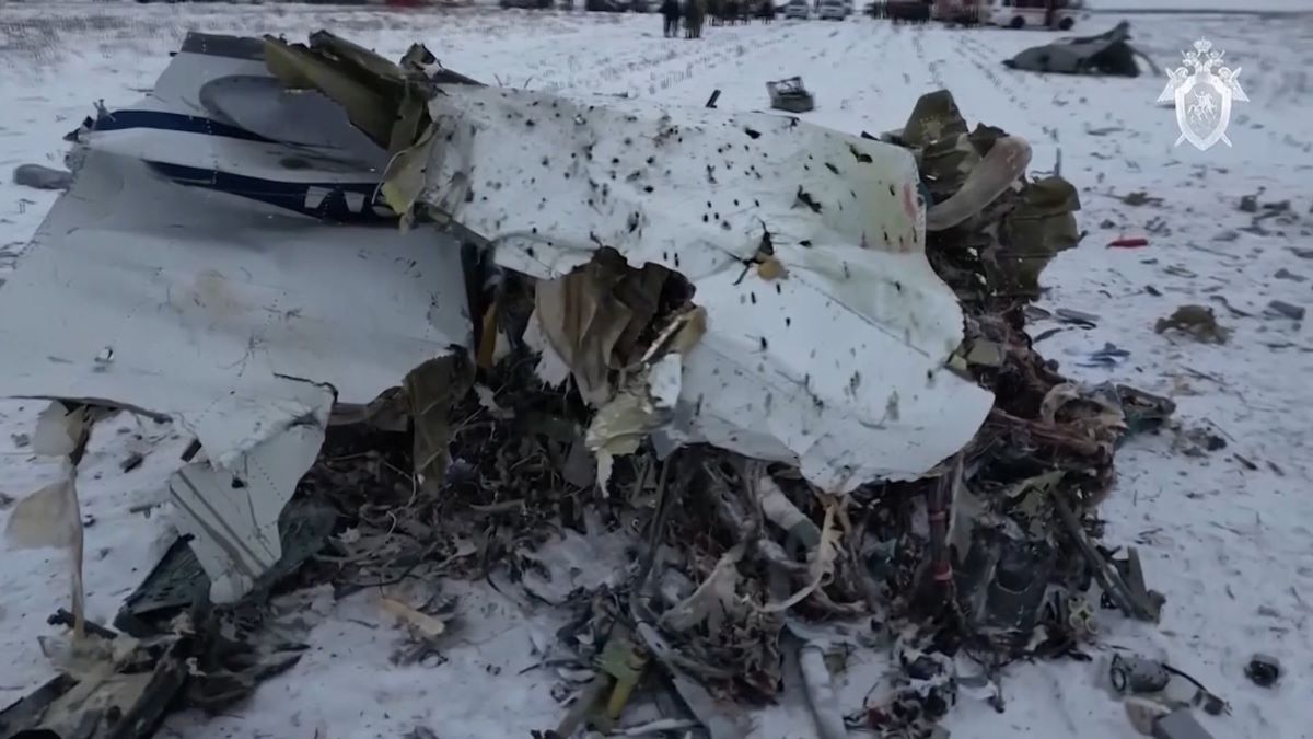 Разнопосочните твърдения за разбилия се самолет в Белгородска област стигнаха