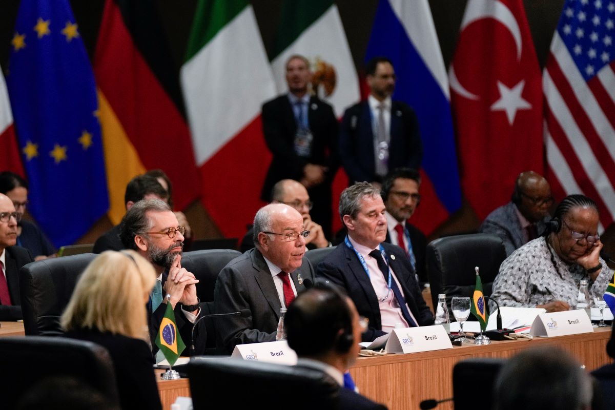 Външни министри на редица държави използваха срещата на Г 20 за
