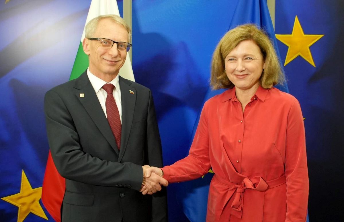 Заместник председателят на Европейската комисия Вера Йоурова ще дойде на посещение