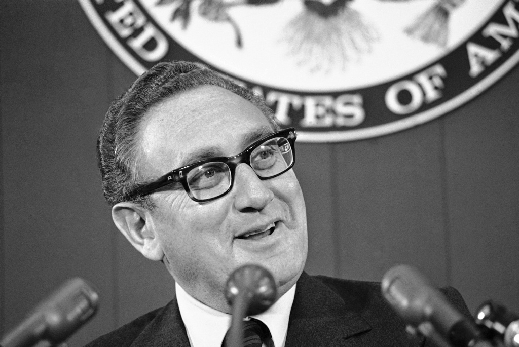 Kissinger AP