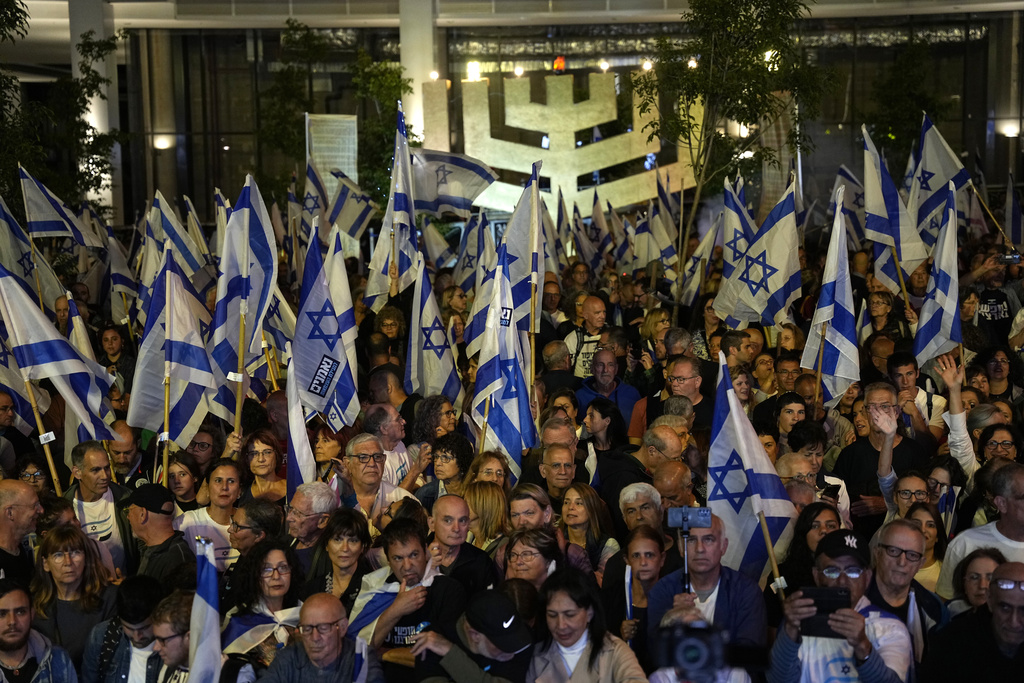 В Израел хиляди отново излязоха на антиправителствен протест докато в