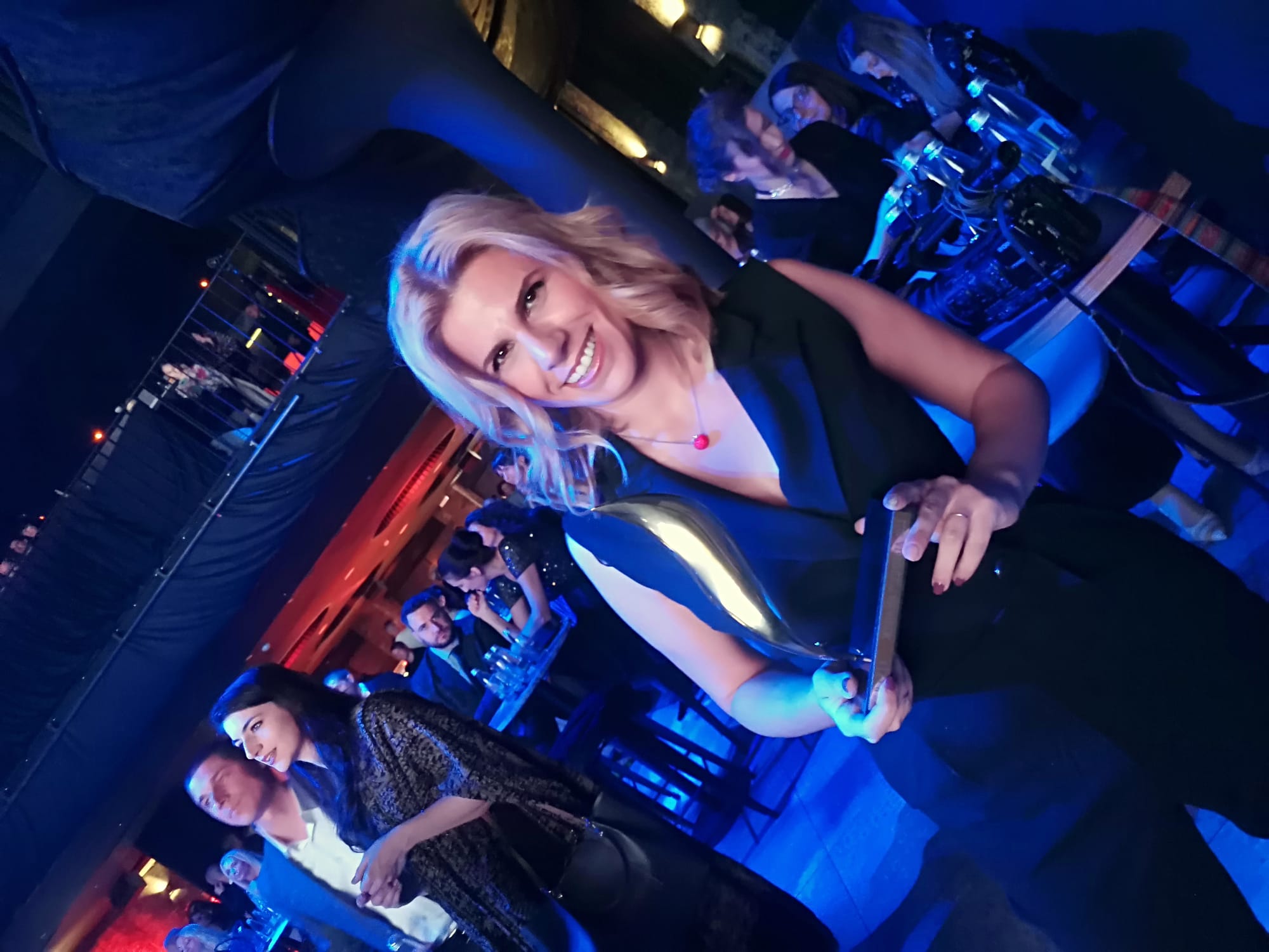 Марина Стоименова главен редактор на Euronews Bulgaria получи наградата Жена на годината в категория Медии  
Наградите