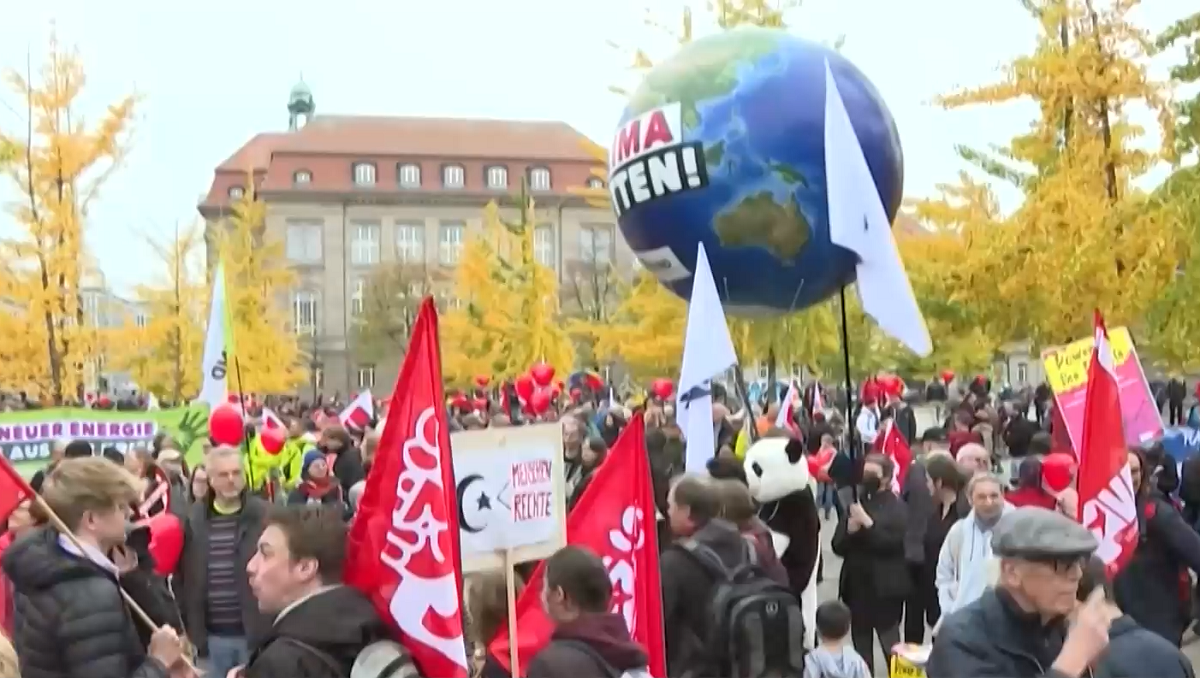 Хиляди излязоха на протести в няколко германски градове с искания