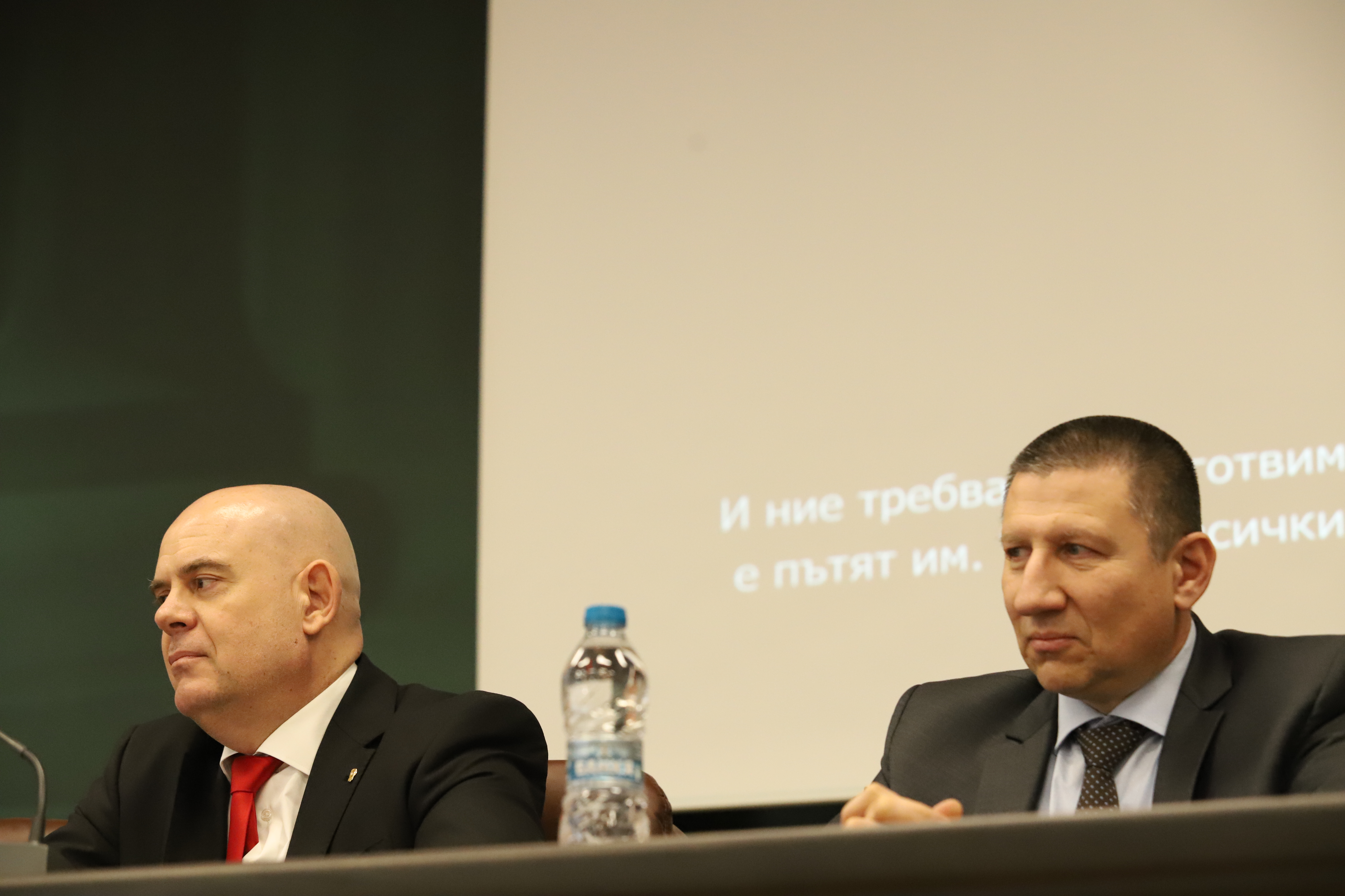 Нито един прокурор от Софийска градска прокуратура СГП няма да