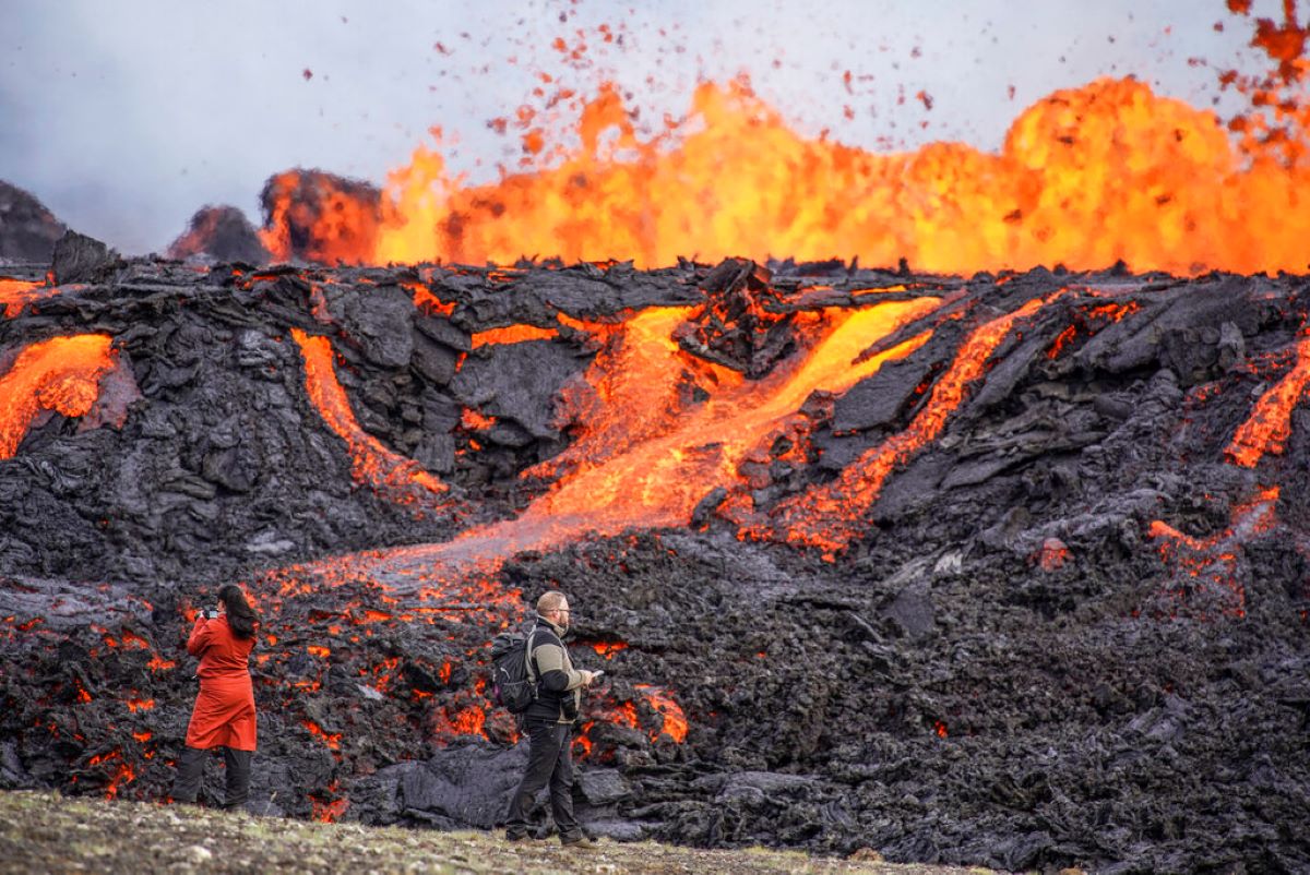 Хавайският вулкан Килауеа изригна след близо два месеца затишие От кратера
