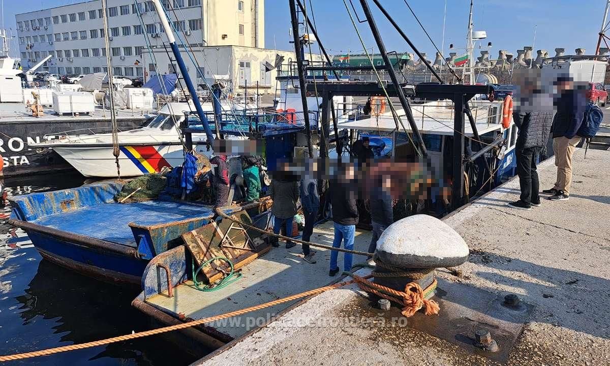Среща по казуса със задържането на българските риболовни кораби от