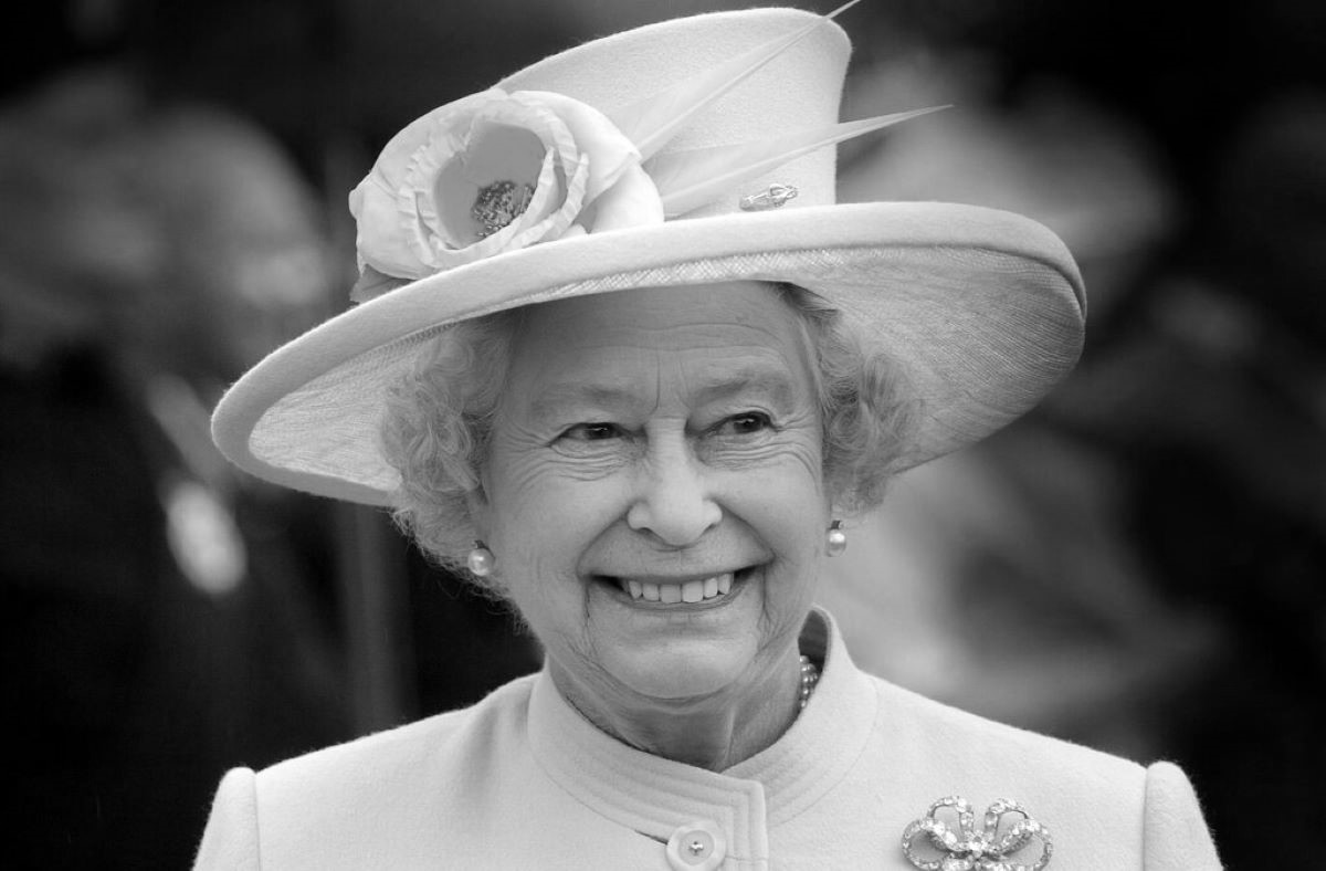 Queen Elizabeth II 2 AP