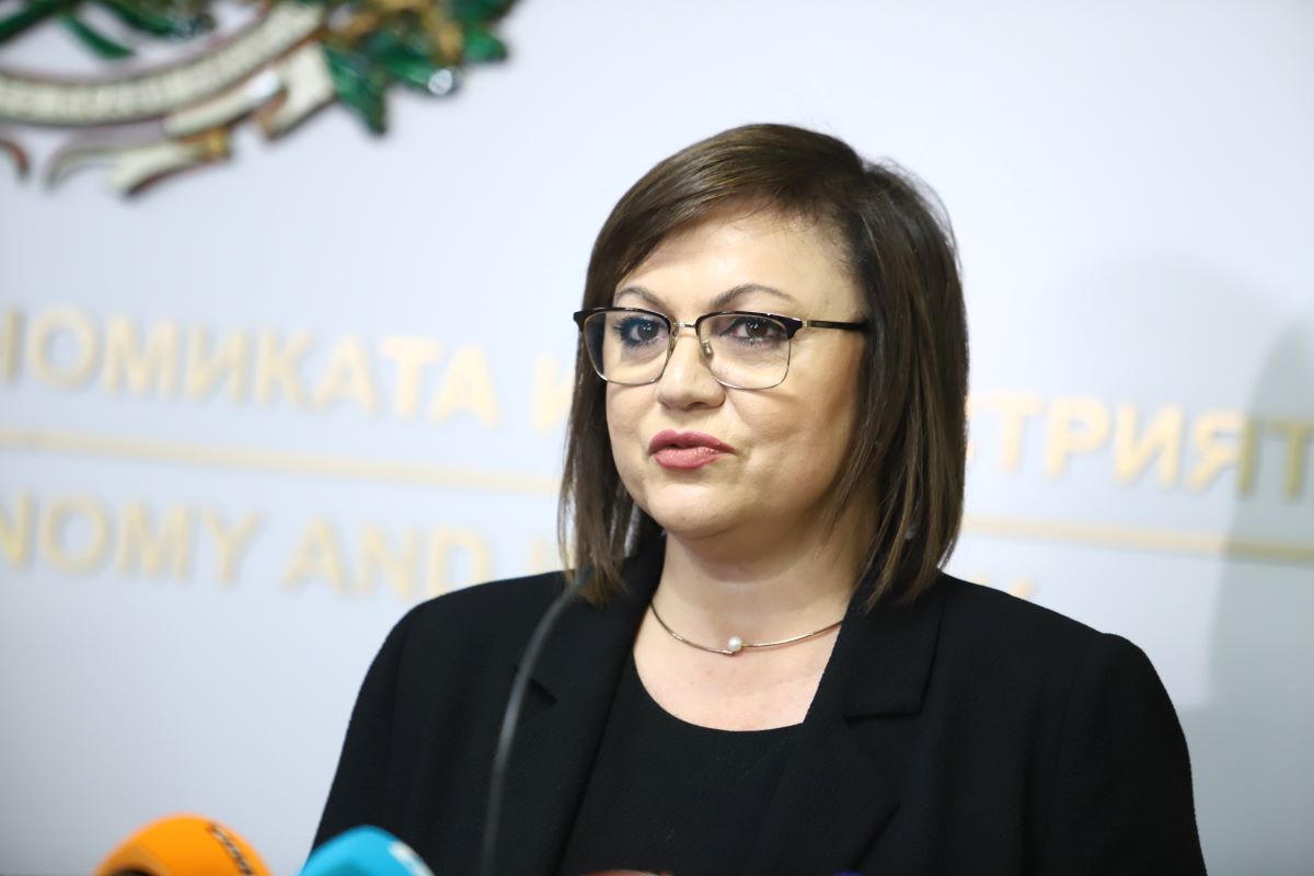 Лидерът на БСП Корнелия Нинова с нови остри критики към