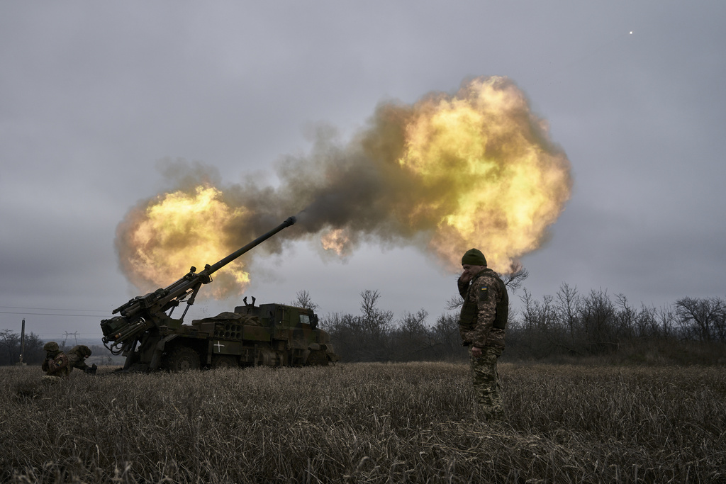 Ukraine French Weapons AP