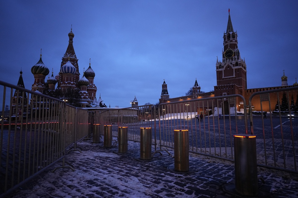В навечерието на началото на третата година на Войната на Русия в Украйна жителите на Москва споделиха какво