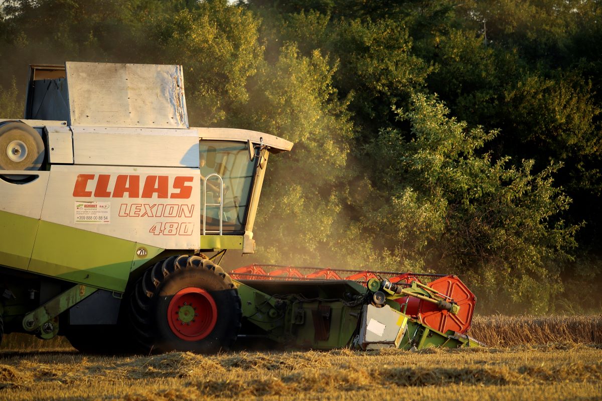 От година и половина производството на зърно в Украйна считана
