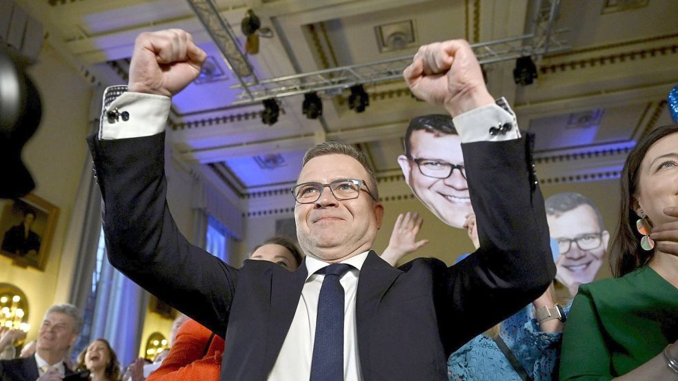 Министър председателят на Финландия Сана Марин изглежда загуби битката си за