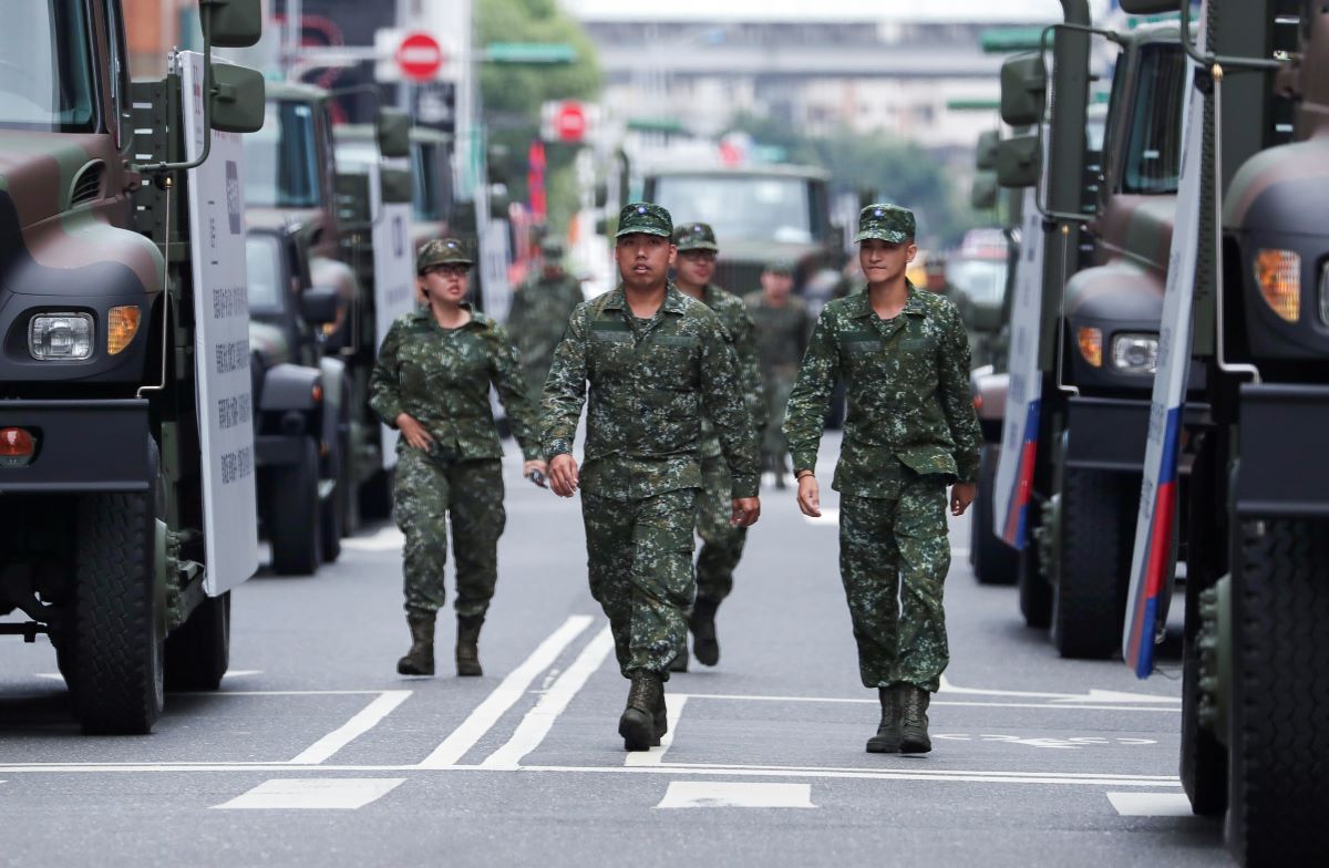 Taiwan Armia Voinici Tankove AP