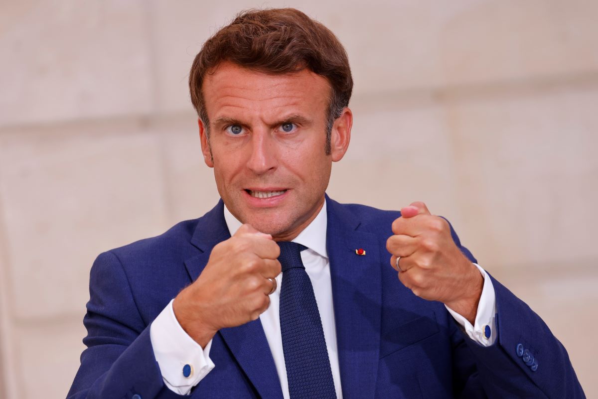 Френският президент Еманюел Макрон предложи днес съществуващата глобална коалиция която