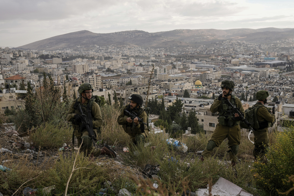 Продажбите на оръжия в Израел скочиха многократно след бруталната атака