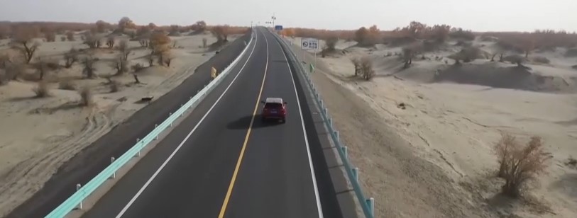 Китай пусна в експлоатация четвърта магистрала в най-голямата си пустиня.