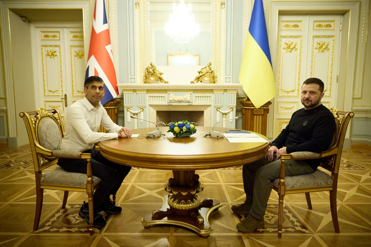 Украинският президент Володимир Зеленски и британският премиер Риши Сунак подписаха
