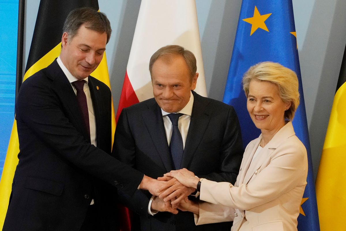 В петък полският премиер посрещна председателя на Европейската комисия. Урсула