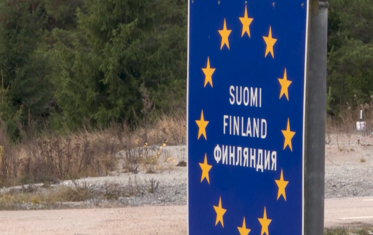 Finland Russia Border Ograda AP